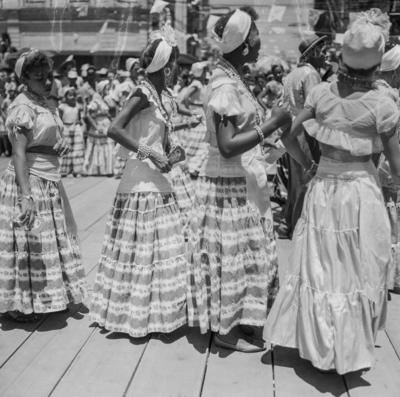 Desfile de agremiação carnavalesca