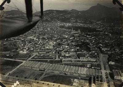 Vista aérea do Rio de Janeiro, destaque para os bairros da Gamboa e do Santo Cristo