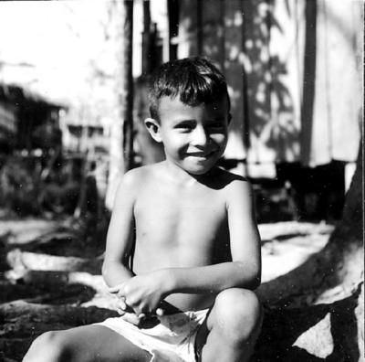 Vila da Barca, palafitas flutuantes, crianças