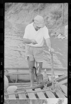 Ludwig Wilhelm pescando