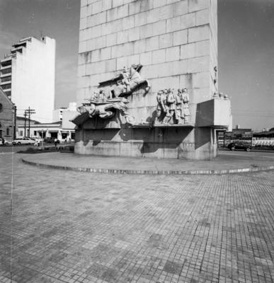 Monumento em homenagem ao Duque de Caxias, de Vitor Brecheret
