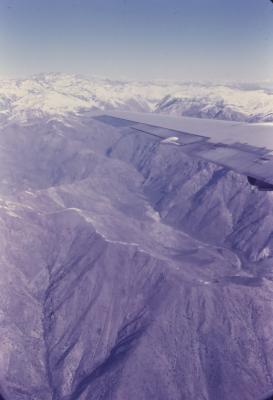 Vista aérea da janela do avião, trajeto entre Buenos Aires (Argentina) e Santiago (Chile)