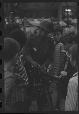 Feira promovida pelo Exército para exibição de armamentos