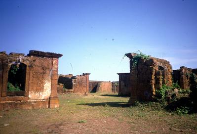 Ruínas do Forte Príncipe da Beira