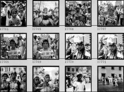 Crianças desfilando em agremiações carnavalescas