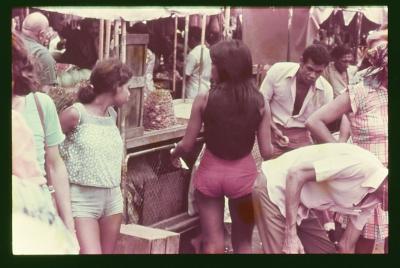 Teste de atriz com Edna de Cássia para o papel de Iracema no filme "Iracema: uma transa amazônica"