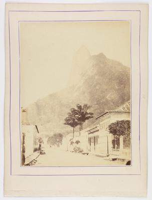 Rua São Clemente, Morro do Corcovado ao fundo