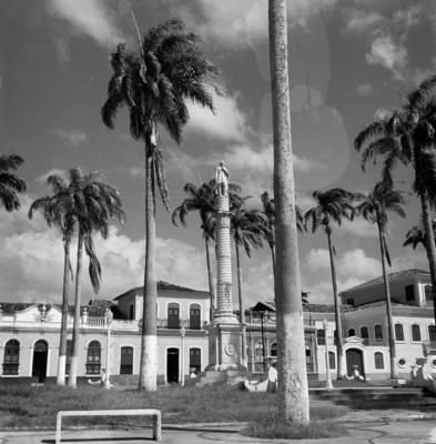 São Luís, Praça Gonçalves Dias ou Largo dos Amores ou Largos Remédios