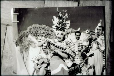 Carmen Miranda e o Bando da Lua (reprodução)