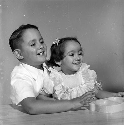 Alexandre e Maria Cecilia Albuquerque - crianças