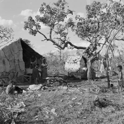 Moradia na Sacolândia, arredores de Brasília