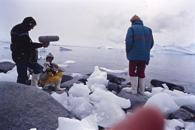 À esquerda estão Serge Guitton e Jorge Bodanzky