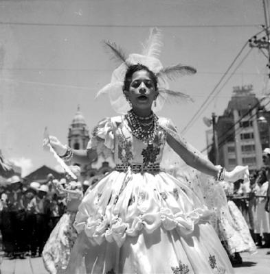 Desfile de agremiação carnavalesca