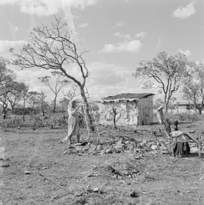 Moradia na Sacolândia, arredores de Brasília