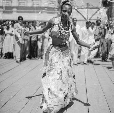 Desfile de agremiação carnavalesca