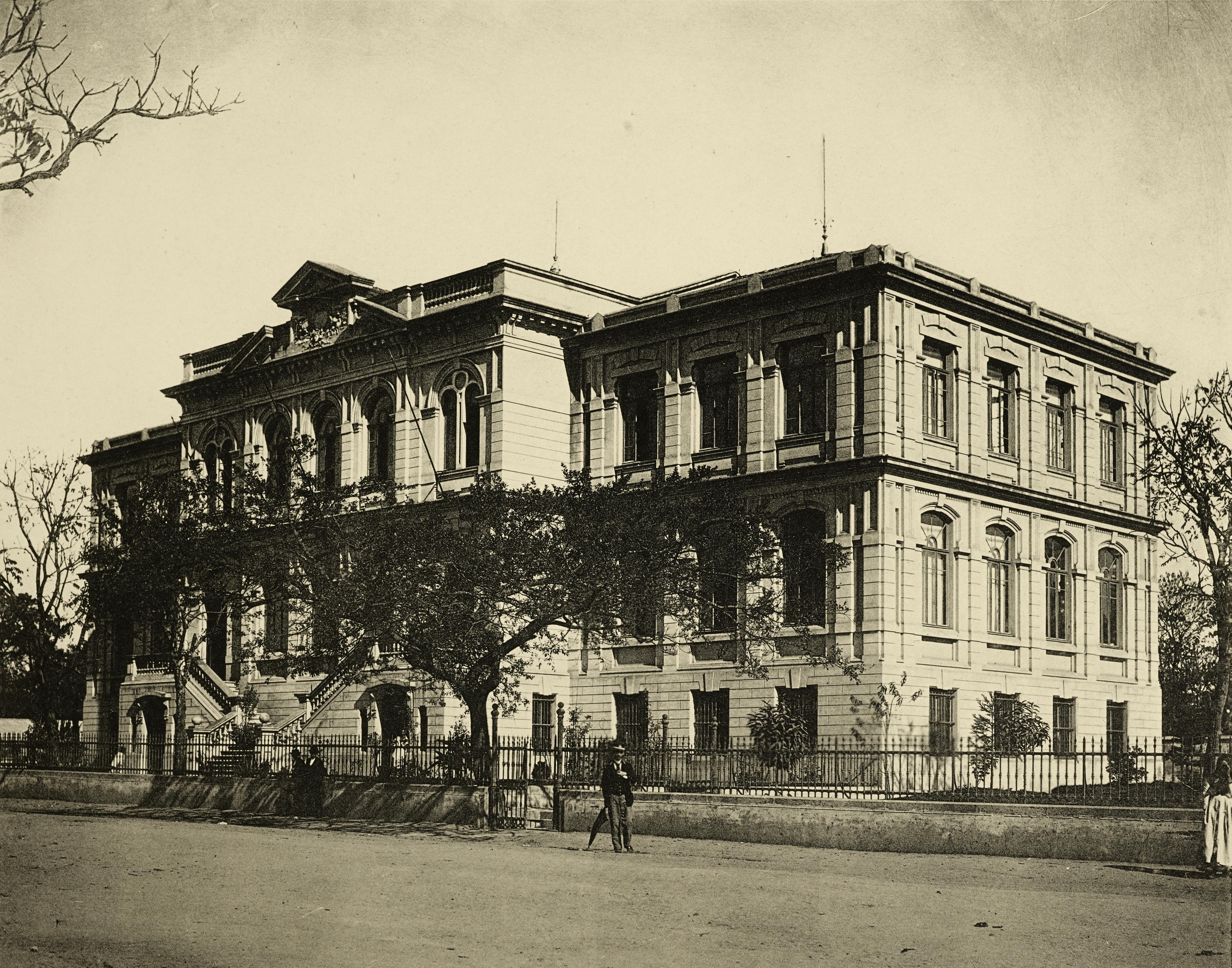 Fachada da Escola Prudente de Moraes