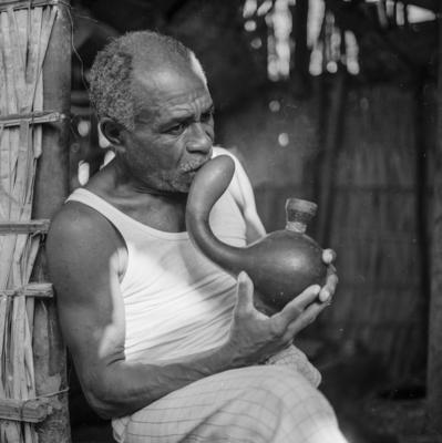 São Luís, homem fumando