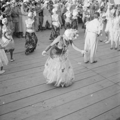 Desfile de agremiação carnavalesca