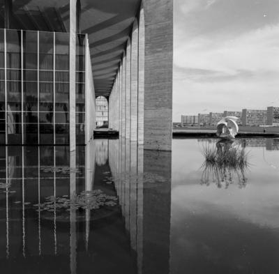 "O Meteoro", escultura de Bruno Giorgi