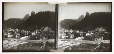 Rua Copacabana (atual Avenida Nossa Senhora de Copacabana), esquina com a Rua Nove de Fevereiro (atual República do Peru)