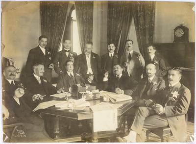 Autoridades dentro do Palácio da Guanabara