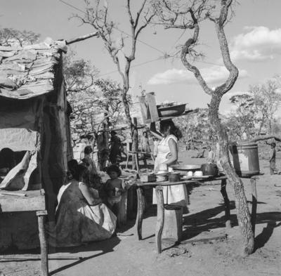 Moradia na Sacolândia, arredores de Brasília