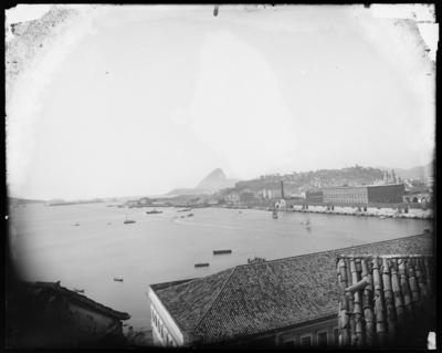 Vista do centro; tomada da Ilha das Cobras