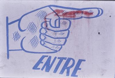 Flagrante de rua - placas, letreiros e cartazes