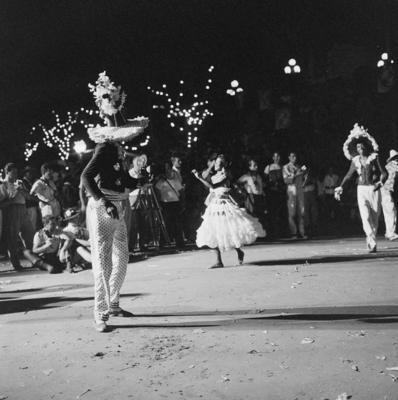 Passistas no desfile da escola de samba dos Acadêmicos do Salgueiro