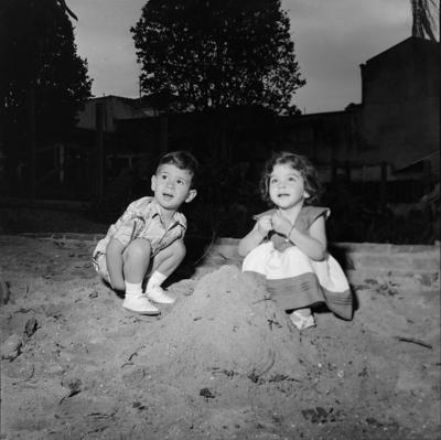 Ricardo e Beatriz Veloso - crianças