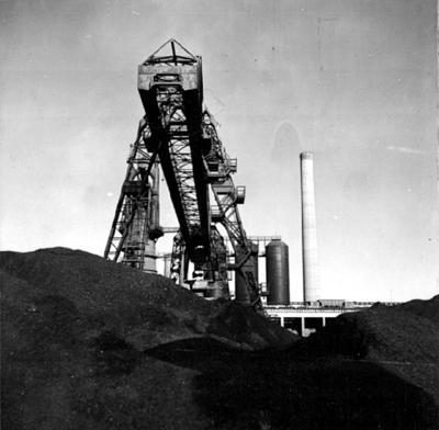 Fábrica em Volta Redonda, provavelmente a Companhia Siderúrgica Nacional