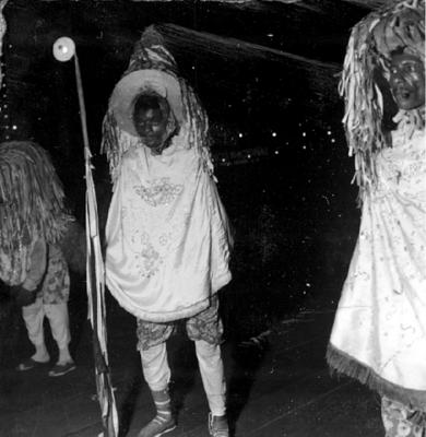 Maracatu no carnaval pernambucano