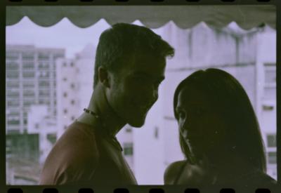 Anna Bodanzky com seu namorado