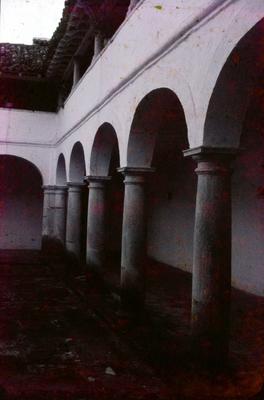 Convento e Igreja de São Francisco - claustro