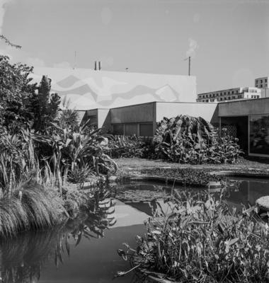 Instituto de Resseguros do Brasil, projeto dos irmãos Marcelo e Milton Roberto, e de Burle Marx