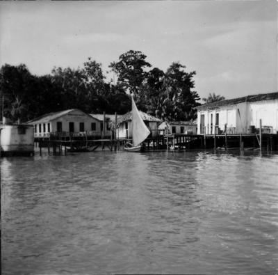 Rio Guamá, palafitas flutuantes