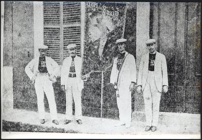 Grupo dos Becarre (reprodução de periódico)