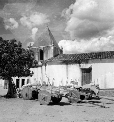 Igreja às margens do Rio São Francisco