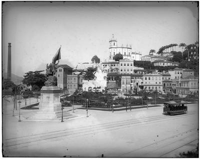 Monumento em homenagem a Pedro Álvares Cabral