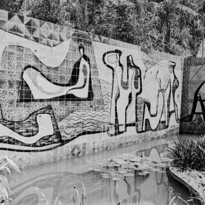 Painel de Burle Marx na residência Arnaldo Aizim, projeto de Paulo Santos