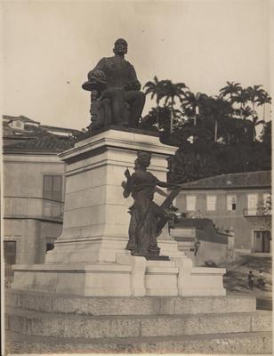 Estátua do Visconde do Rio Branco