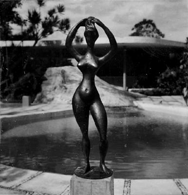 Esculturas de Alfredo Ceschiatti, "A Banhista"