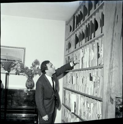 João Gilberto e discos