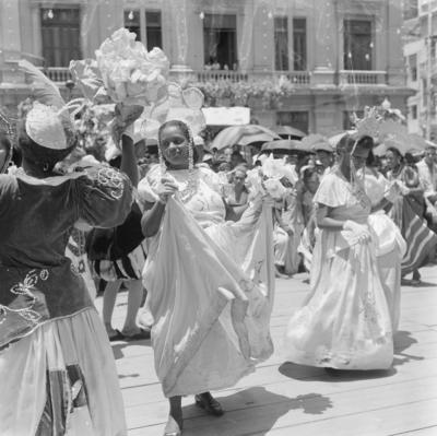Desfile de agremiação carnavalesca