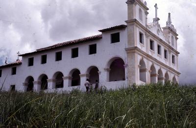 Igreja de Nossa Senhora da Conceição de Comandaroba - vista lateral