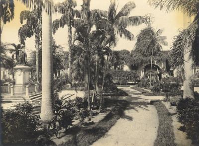 Praça Dom Frei Caetano Brandão