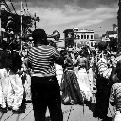 Desfile de agremiação carnavalesca