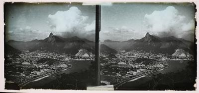 Bairros da Urca e de Botafogo vistos do Morro da Urca