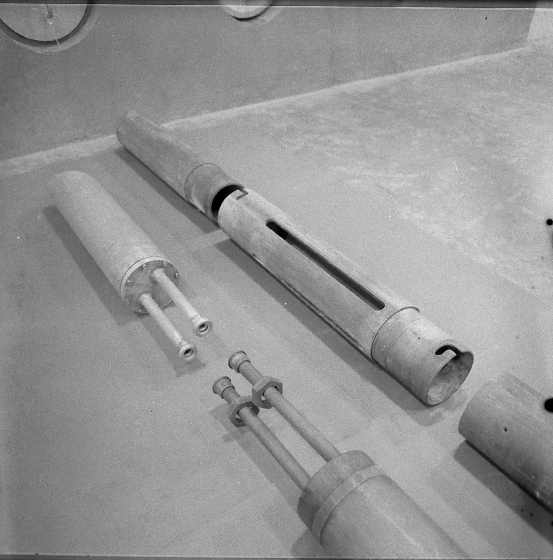 Instituto de Energia Atômica - tubos de chumbo