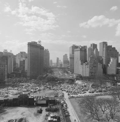 Vista da praça da Bandeira, vale do Anhangabaú e viadutos do Chá e Santa Ifigênia